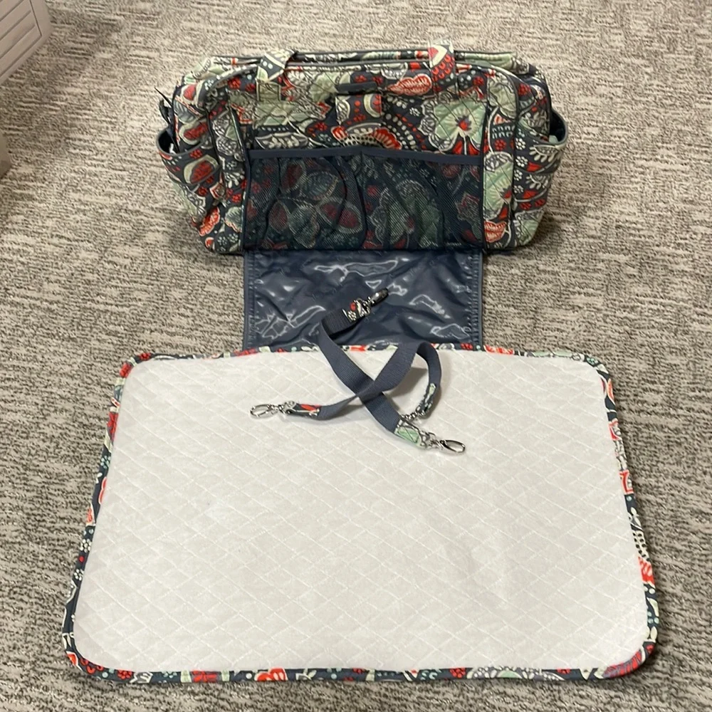 Vera Bradley Stroll Around Diaper Bag - Picture 1 of 11